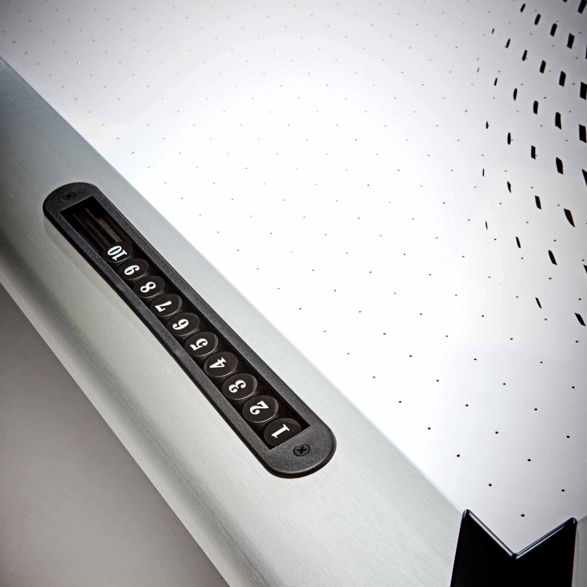 Close-up of dual abacus scorer on 7' V-Force 2.0 Air Hockey table with scuff-proof surface and aluminum rail Close-up of dual abacus scorer on 7' V-Force 2.0 Air Hockey table with scuff-proof surface and aluminum rail
