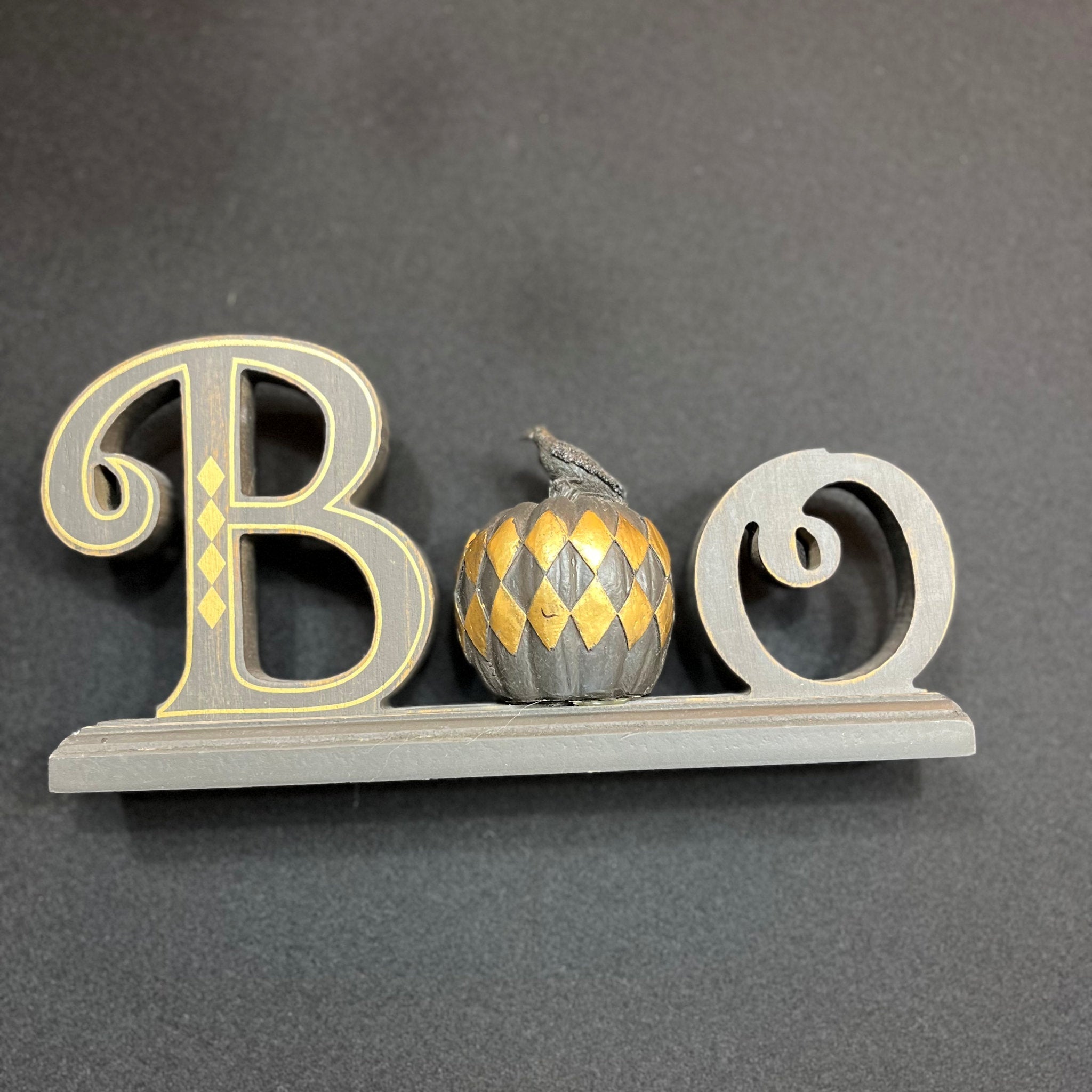 Halloween Wood Boo Tabletop Sign 41170A close up
