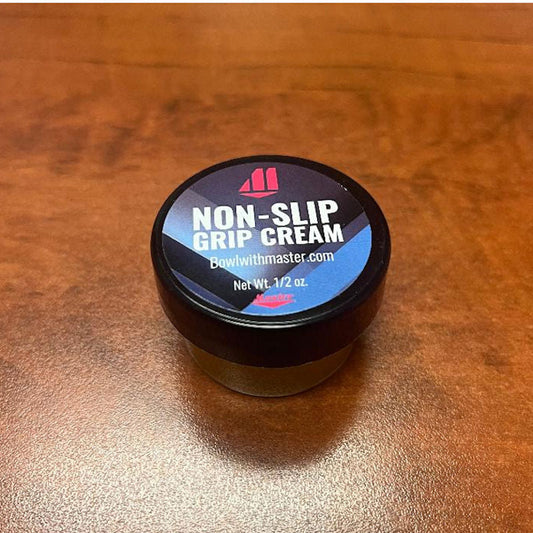 Non-Slip Grip Cream by Master container for improved dart control and moisture absorption